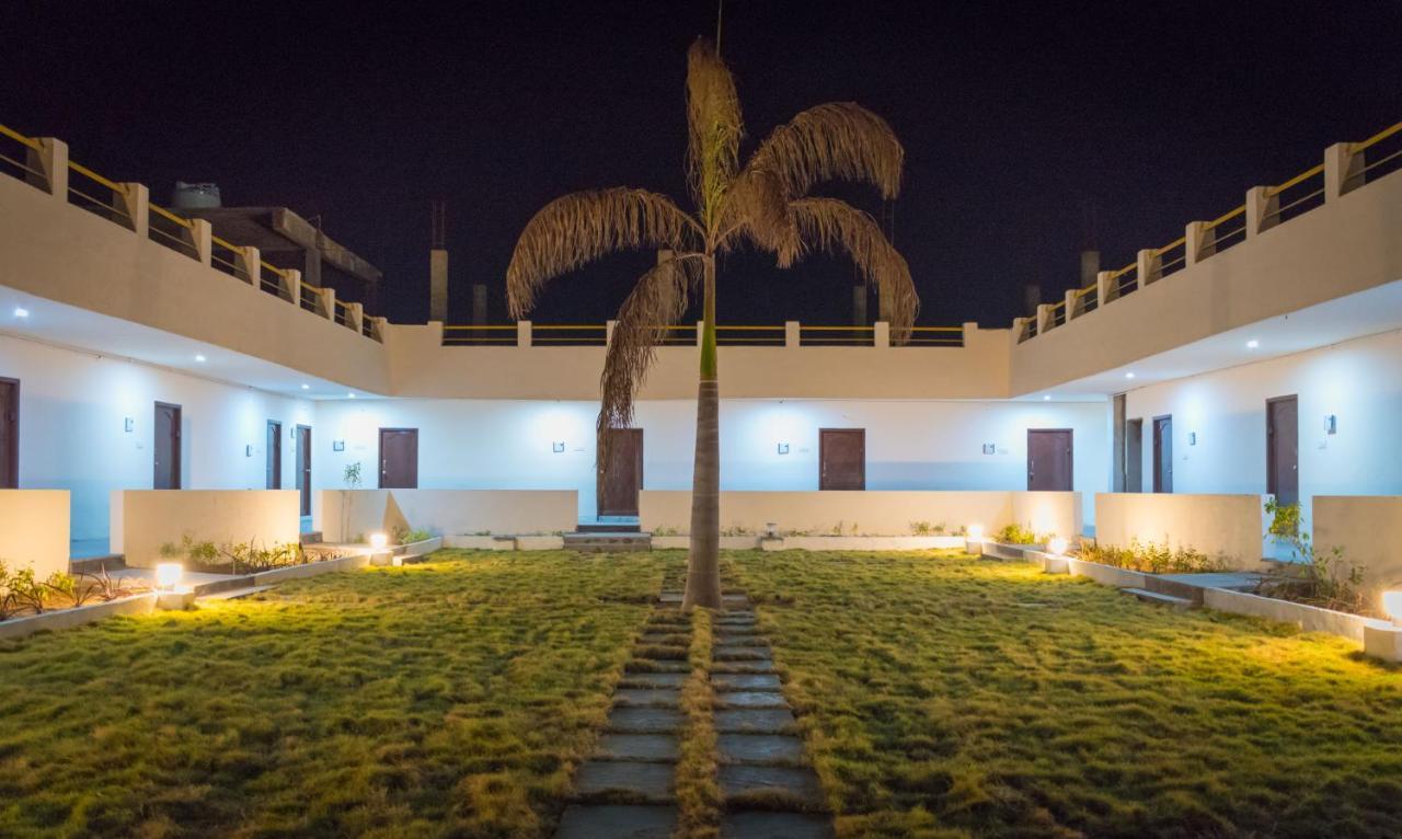 Seagull Beach Resort Chirala Exterior photo